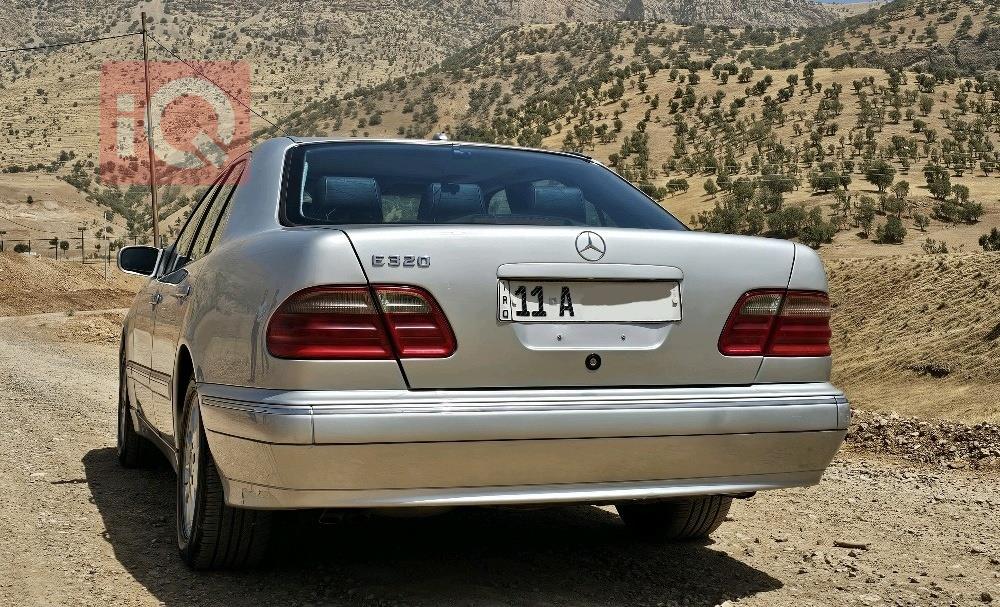 مرسيدس بنز E-Class